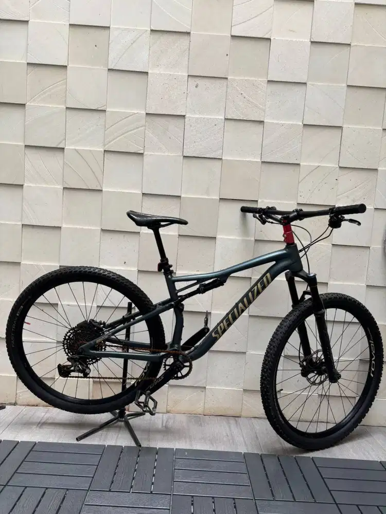 Sepeda Soecialized epic evo 2020 bekas