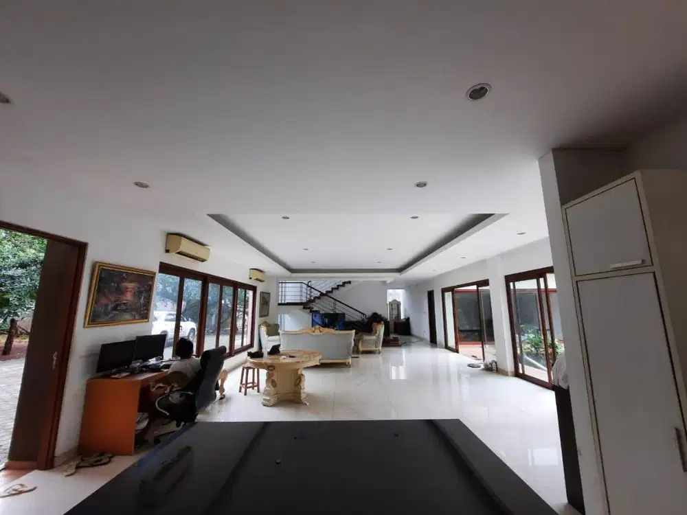 Dijual Rumah Mewah Srengseng Sawah, Jakarta Selatan
