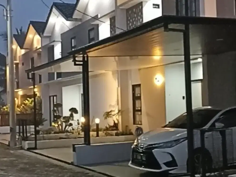 Rumah cantik 2lt DP19jt ada rooftop  nya padalarang Bandung dkt KCIC