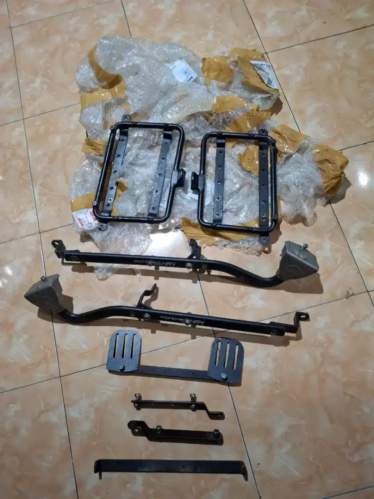 Breket motor bok motor