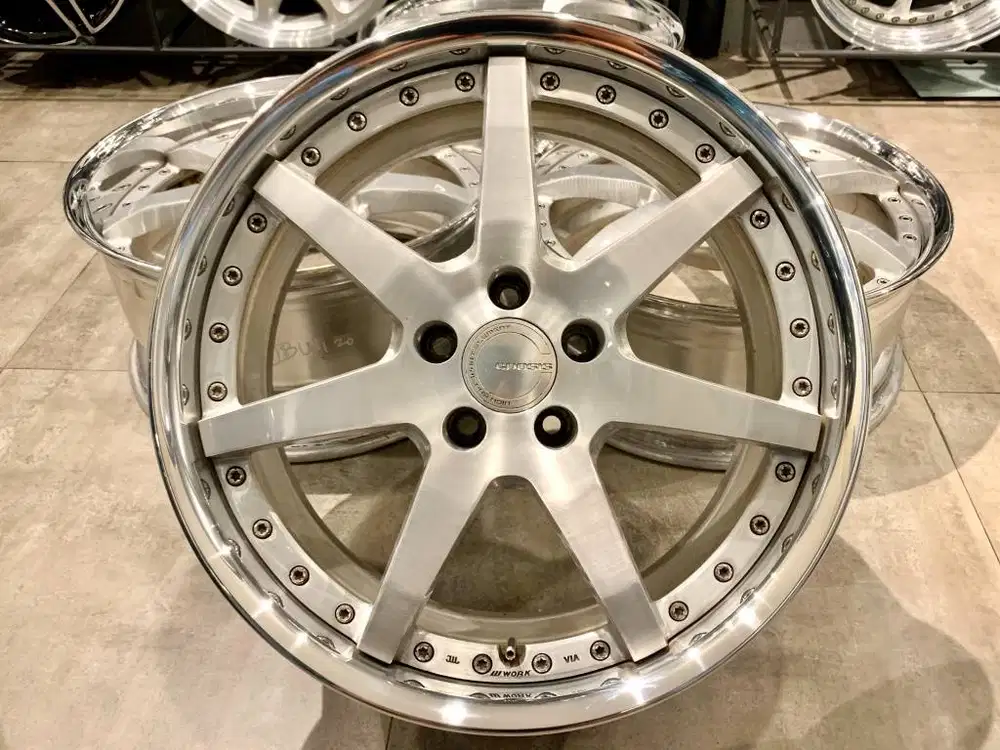 Velg Work Gnosis GS3 Original, R-19, Lebar 8 - 9.5, PCD 5 x 112