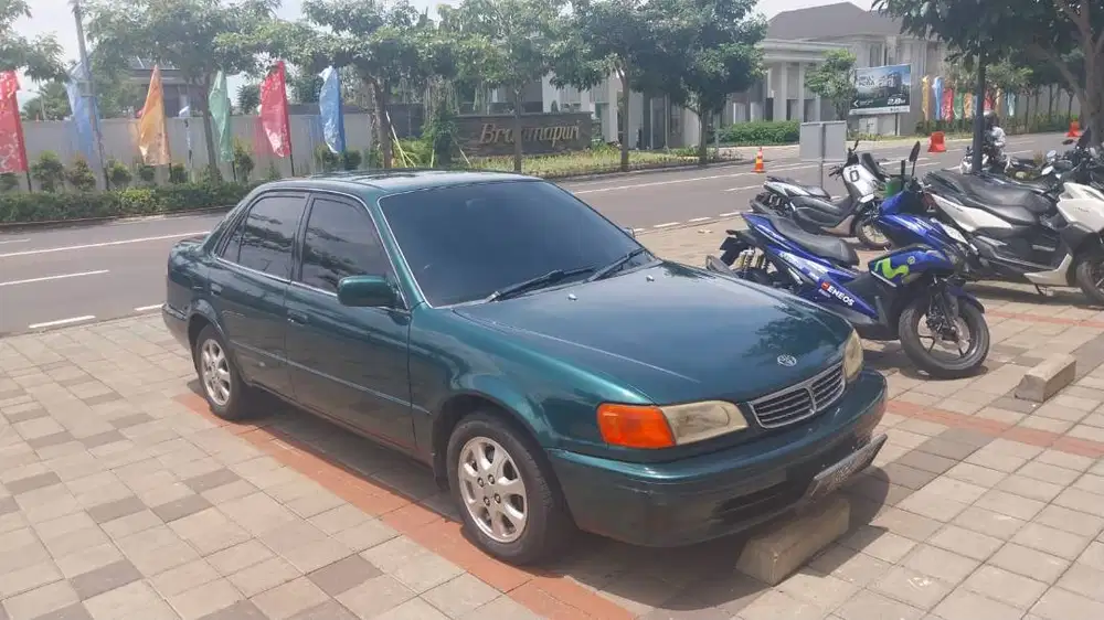 Dijual Cepat! Toyota Corolla AE112 SEG 1.8 Tahun 2000 — Rawatan, Siap