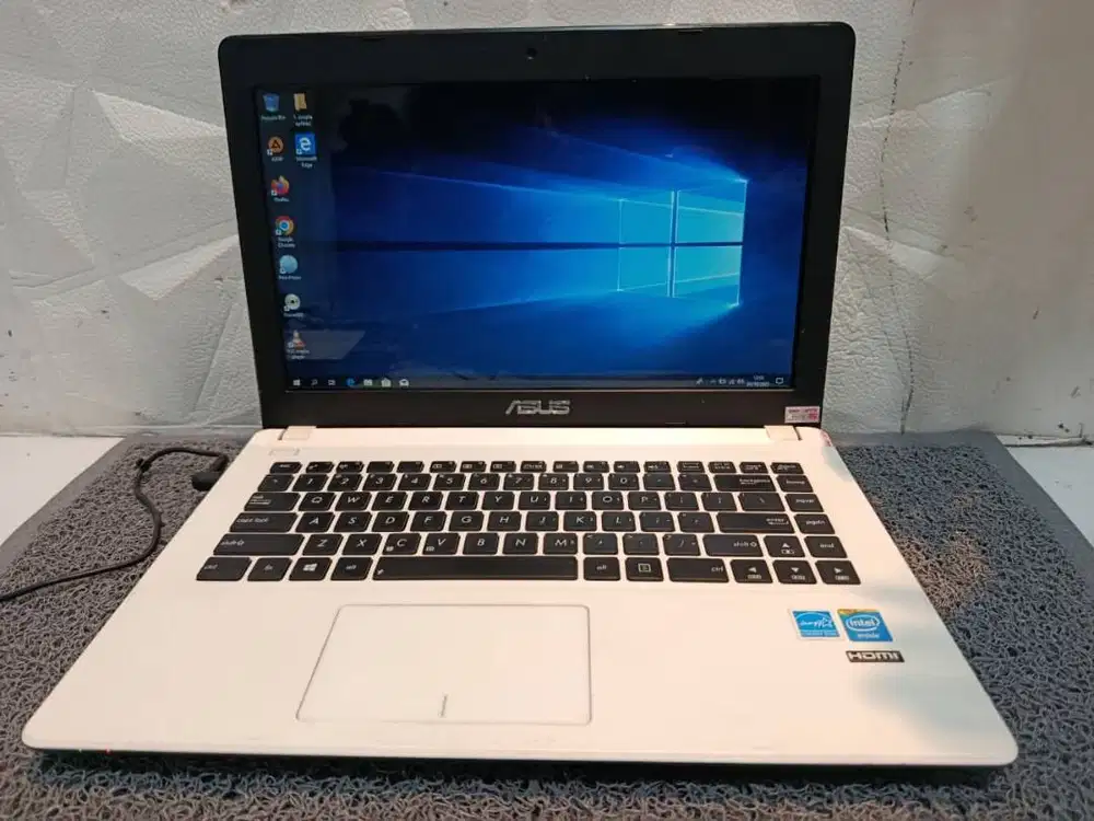 Laptop Asus X451C  Processor inter Celeron CPU 1007U 1.5GHz Ram 2 GB