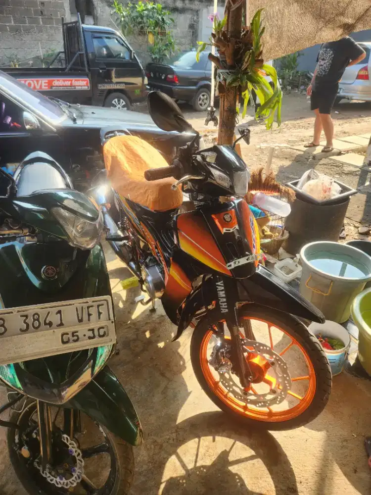 F1zr tahun 2000 kumplit