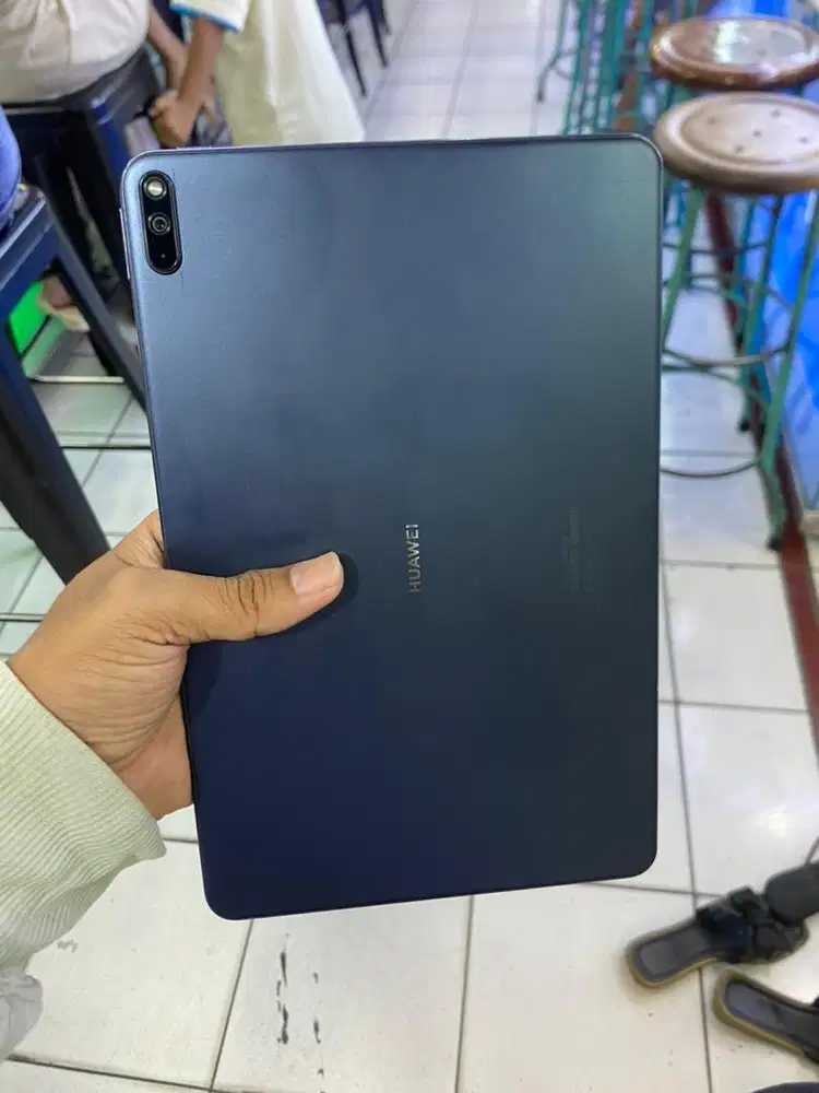 HUAWEI MATEPAD PRO 10.8 INCH BISA PEKE KARTU FULL SET