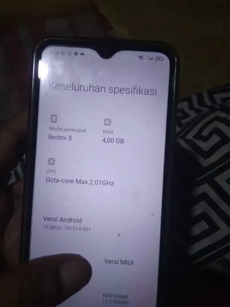 Xiaomi redmi 8 ram 4/64 hp aja