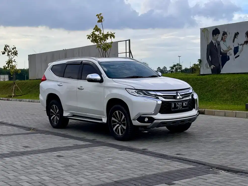 Mitsubishi Pajero Sport Dakar 4x2 Automatic 2016 Diesel Putih
