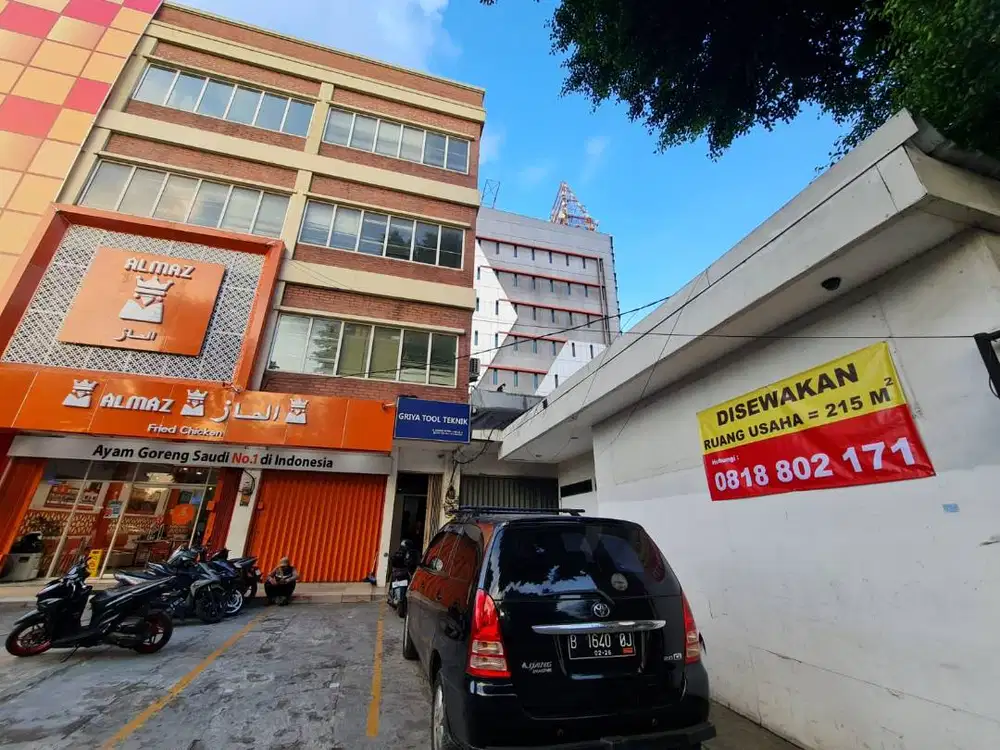 TEMPAT USAHA Lokasi Strategis - Ruko Radin Inten - Jakarta Timur