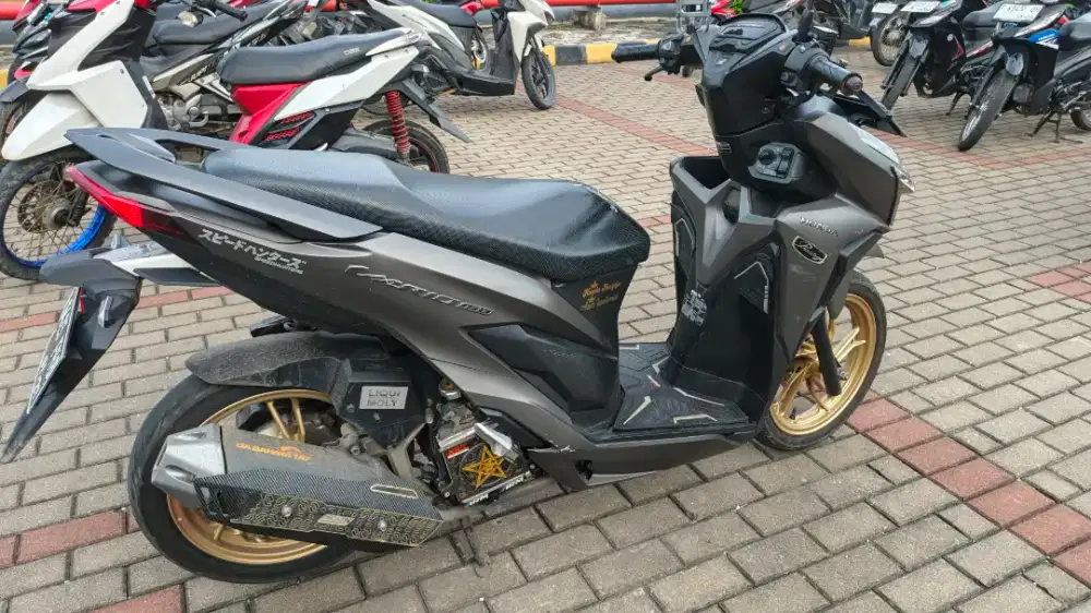 Vario keyless 2021 250cc km rendah