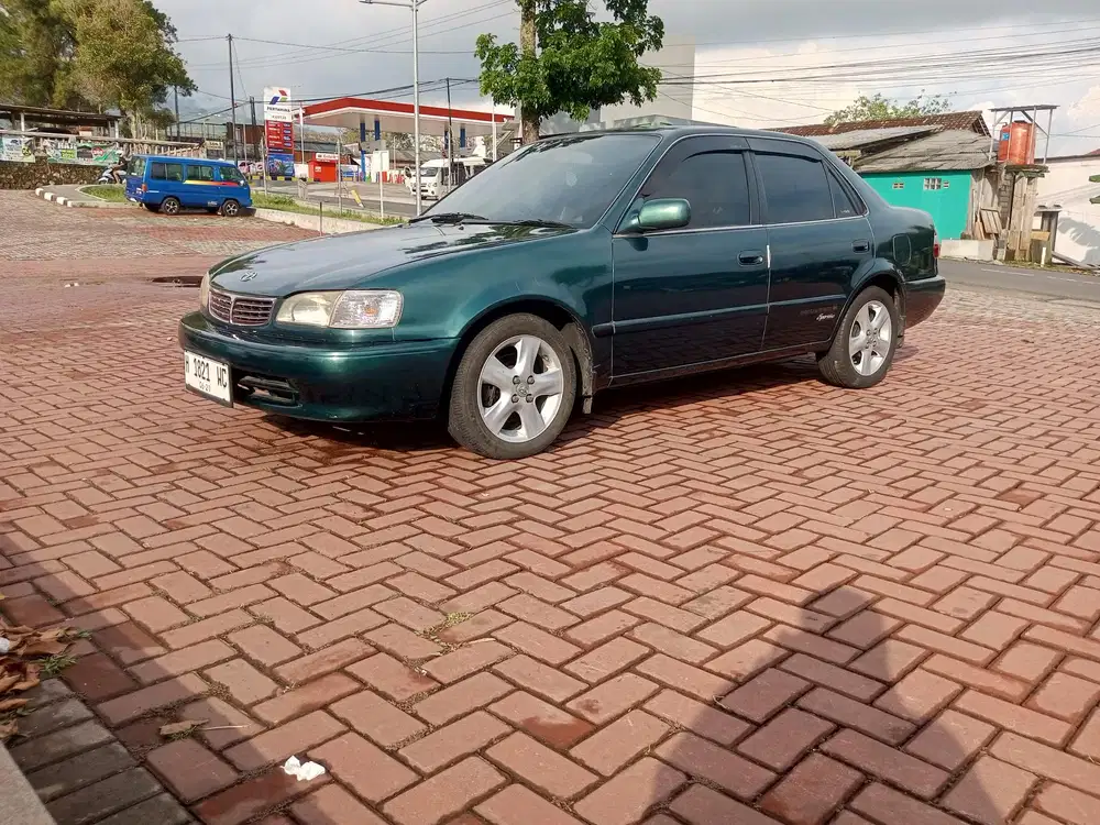 Toyota Corolla 2000 Bensin