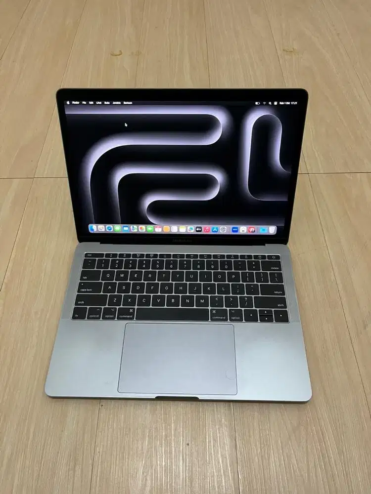 Macbook Pro 2017 16/512