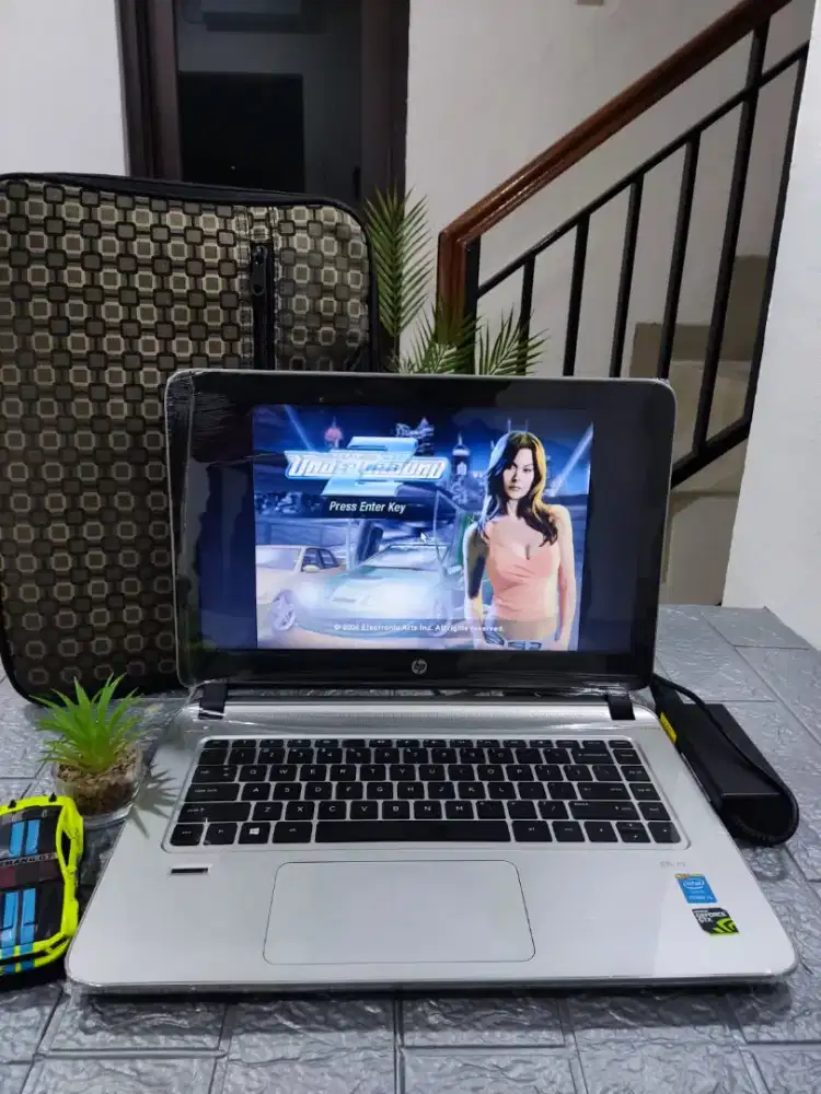ENVY 14-F11 [ DUAL VGA NVIDIA Gtx]