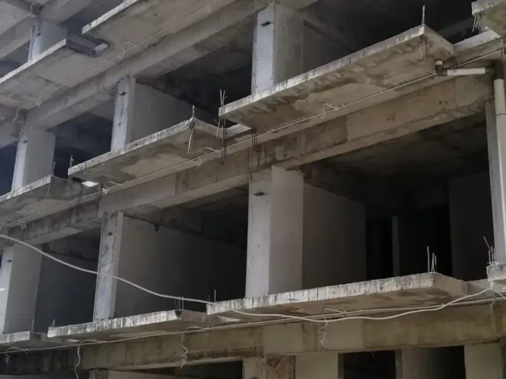 TANAH +BANGUNAN HOTEL SIMPANG  SIUR KUUTA