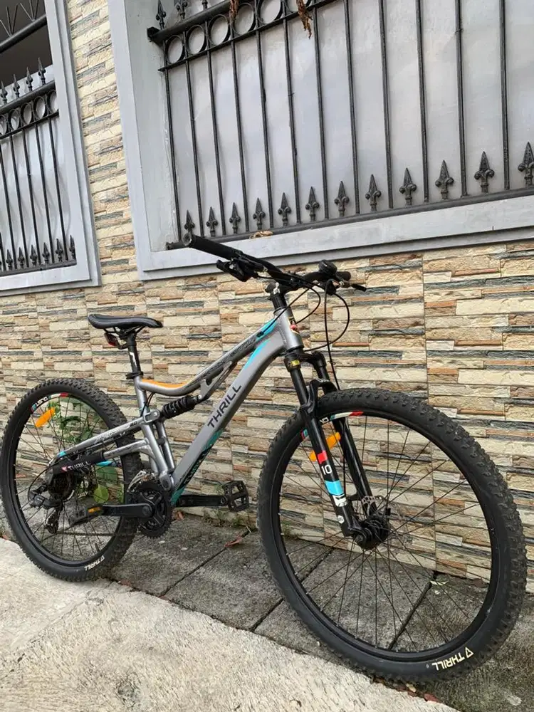 Sepeda gunung thrill oust T120 alloy uk 27,5