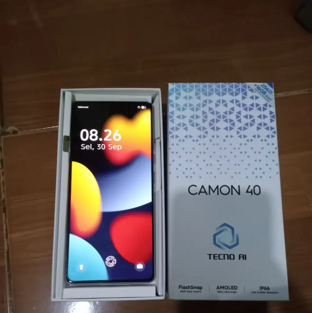Tecno Cammon 40 ram 8+8/256