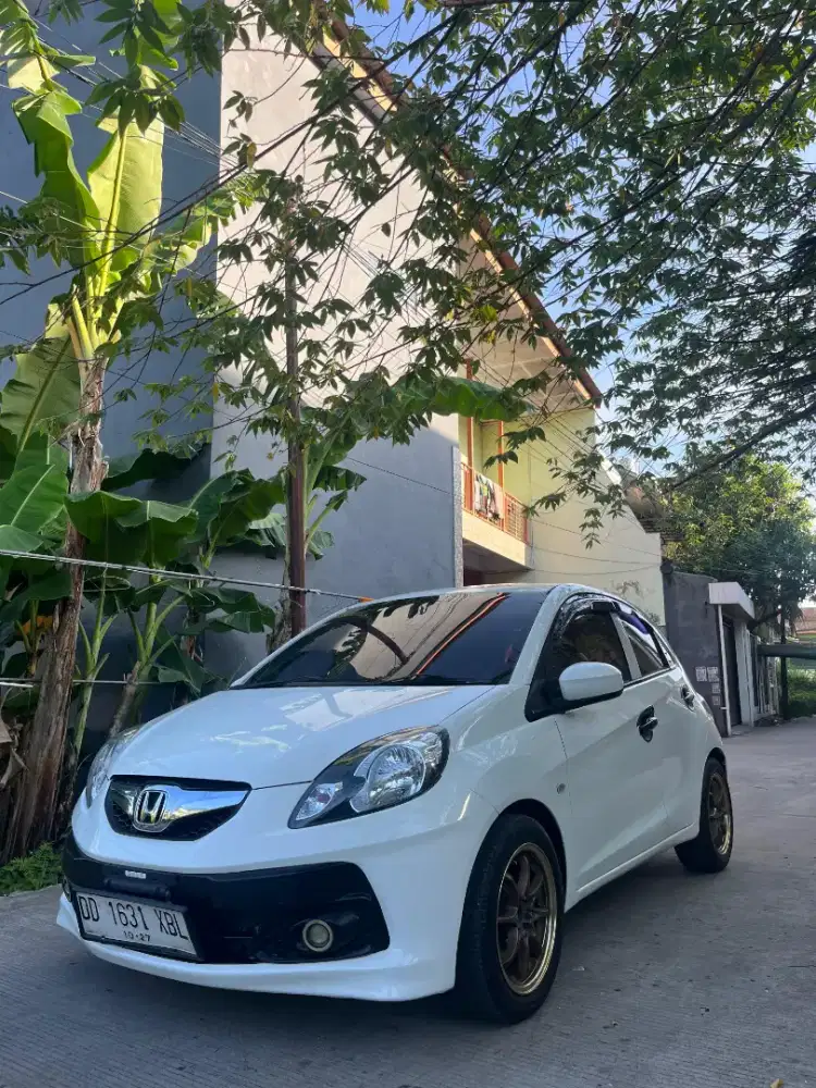 Honda Brio 1,2 S A/T CKD Metic Th 2014 Mulus Terawat.