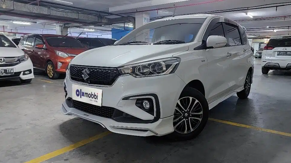 TDP 10JT Suzuki Ertiga 1.5 SS Hybrid-MT Hitam 2022