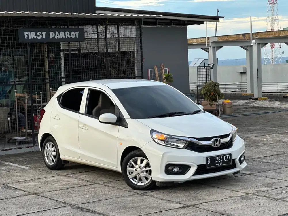HOT DEALS ! KM 52.000 PAJAK 4/2026 HONDA BRIO E CVT 2022 MURAH BGT