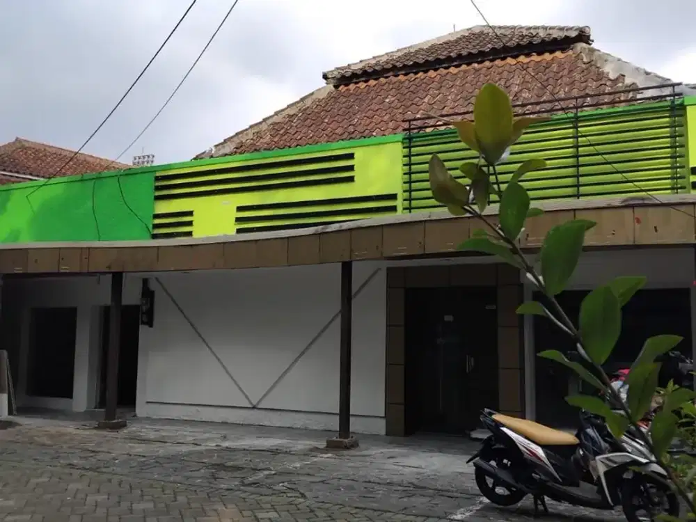 Ruang usaha di sayap riau kota bandung