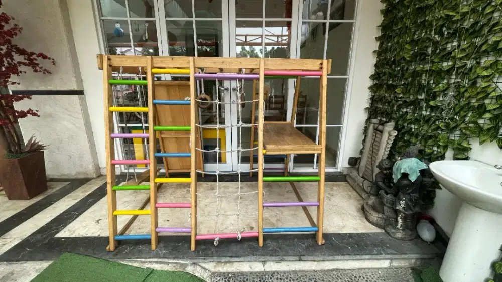 Brakiasi playground anak bekas preloved