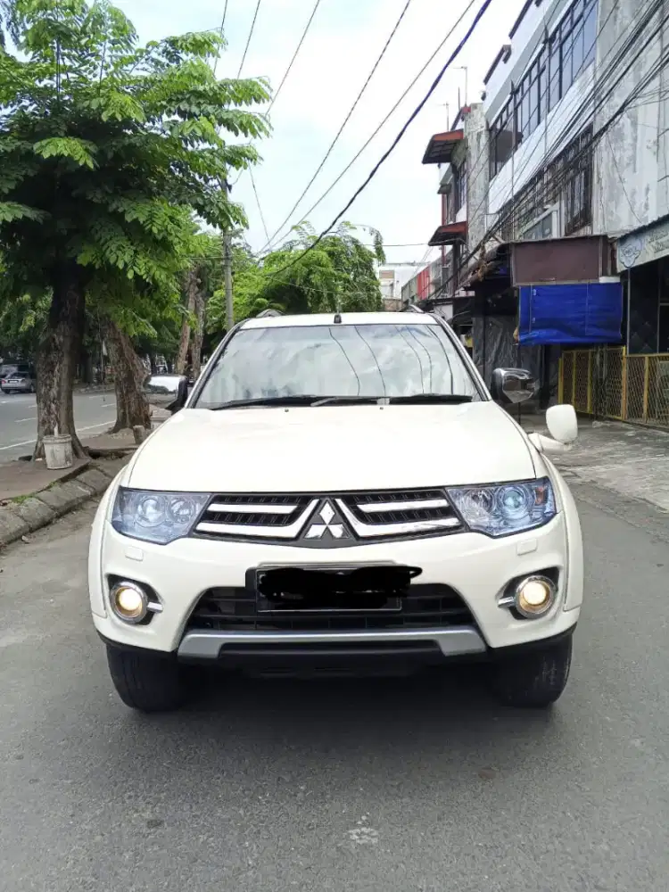Pajero sport DAKAR VGT a/t 2014