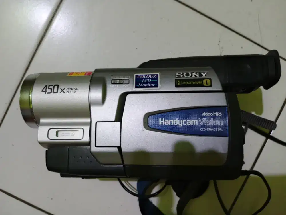 Dijual handycam mulus normal semua Sony CCD-TRV49E