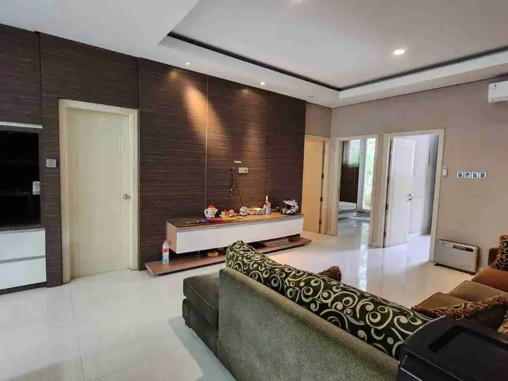 Dekat Java Mall.! Rumah Jl. Nangka Semarang Selatan