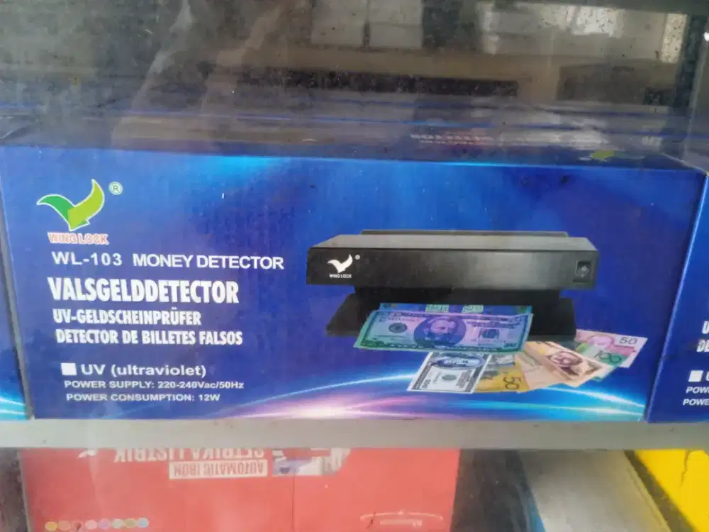 Velgetator alat deteksi uang