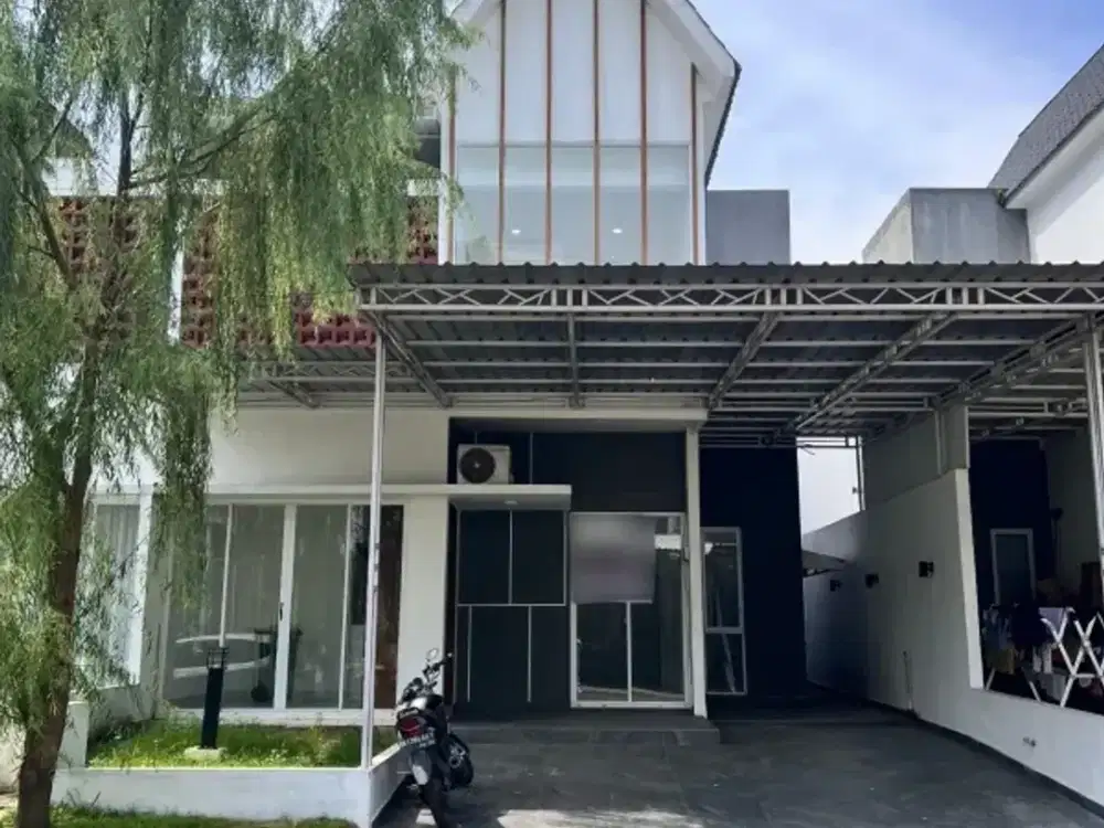 Disewakan Rumah Cantik Siap Huni di komplek Royal Sumatera Medan