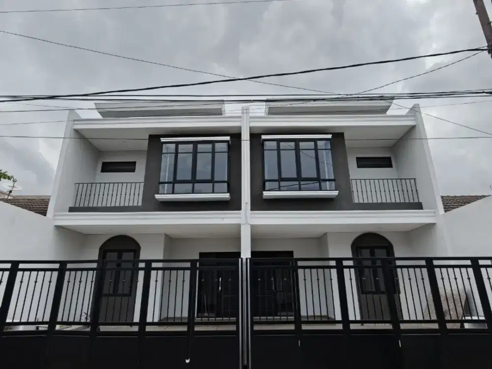 Dijual Rumah New Gress 2 Lantai di Pondok Tjandra Ready 2 Unit