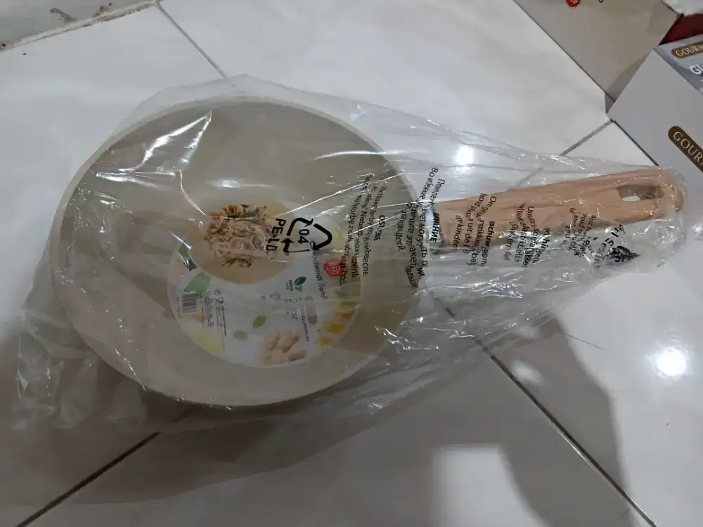 Panci anti lengket