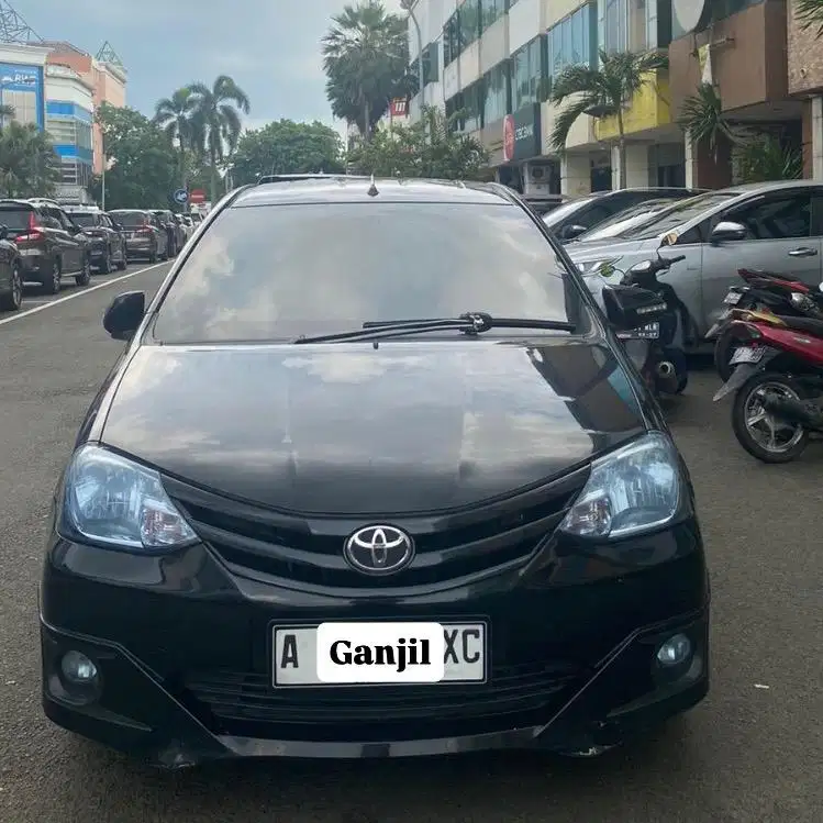 Etios Valco Type G 1.2 2013