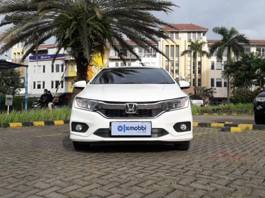 TDP 11JT Honda City 1.5 E Bensin-AT Putih 2022