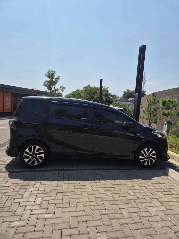 Toyota Sienta 2016 Bensin
