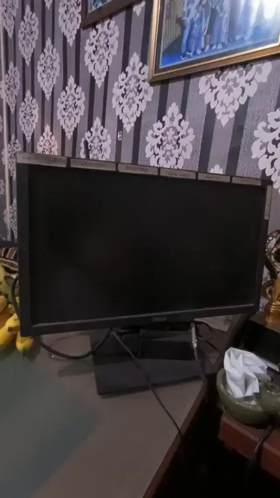 Monitor kondisi Rusak