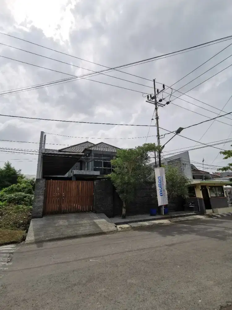 Dijual Rumah SBY Timur