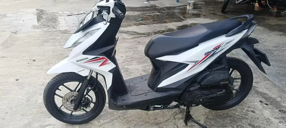 Jual beat 2021 putih