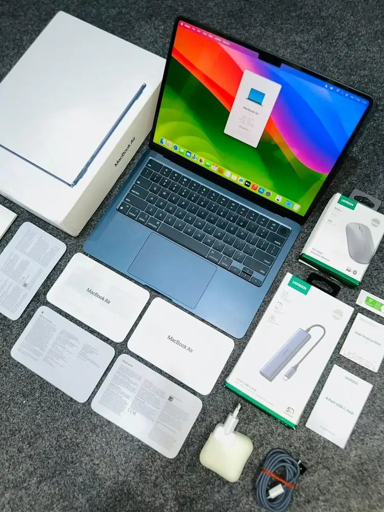 macbook air M2 256 ibox cc rendah mulus like new fullset original