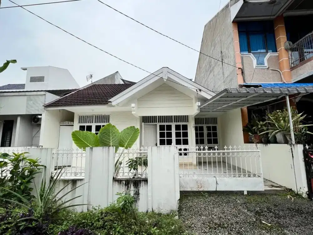 Disewakan Rumah Cantik di Komplek Tasbih 1 Medan