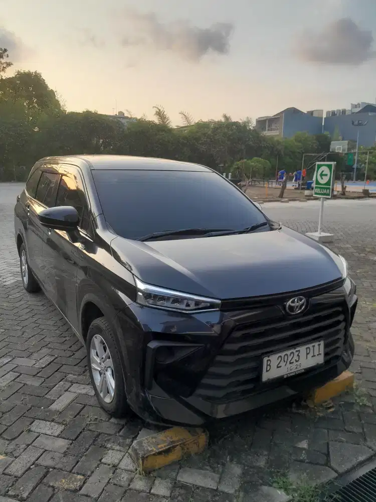 Toyota Avanza 2024 warna Hitam, Over Kredit ini
