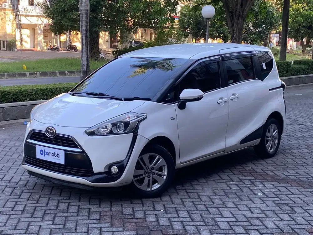 DP Rendah - Toyota Sienta 1.5 G Bensin AT 2017 Putih