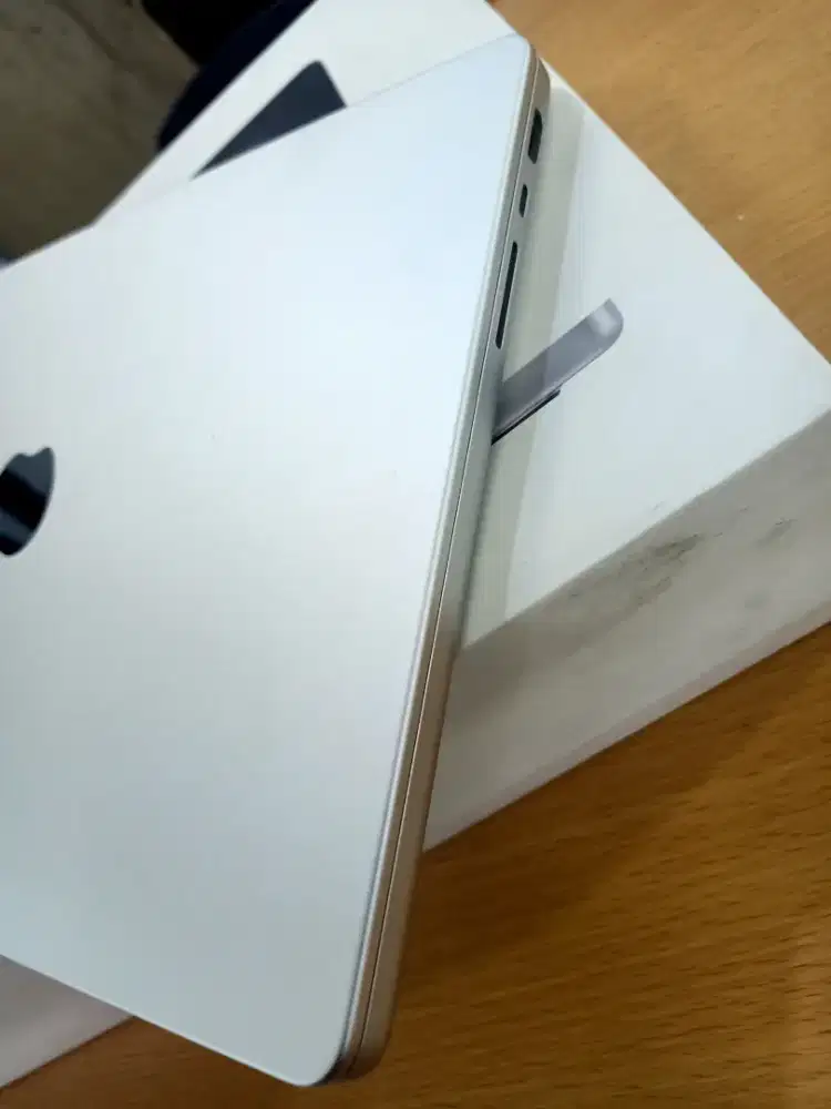 macbook Pro M4 16/512Gb