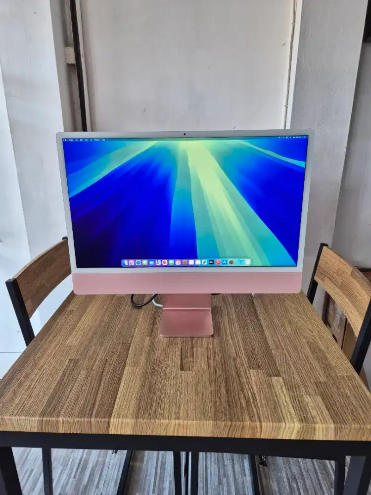 Imac M1 24inch 2021 Ram 8GB SSD 256GB Fungsi Normal