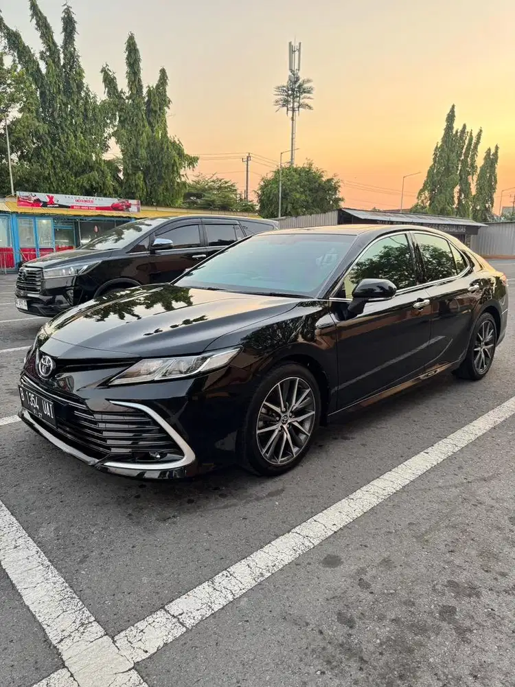 TOYOTA NEW CAMRY 2.5 V AT 2022 FACELIFT LIKE NEW
