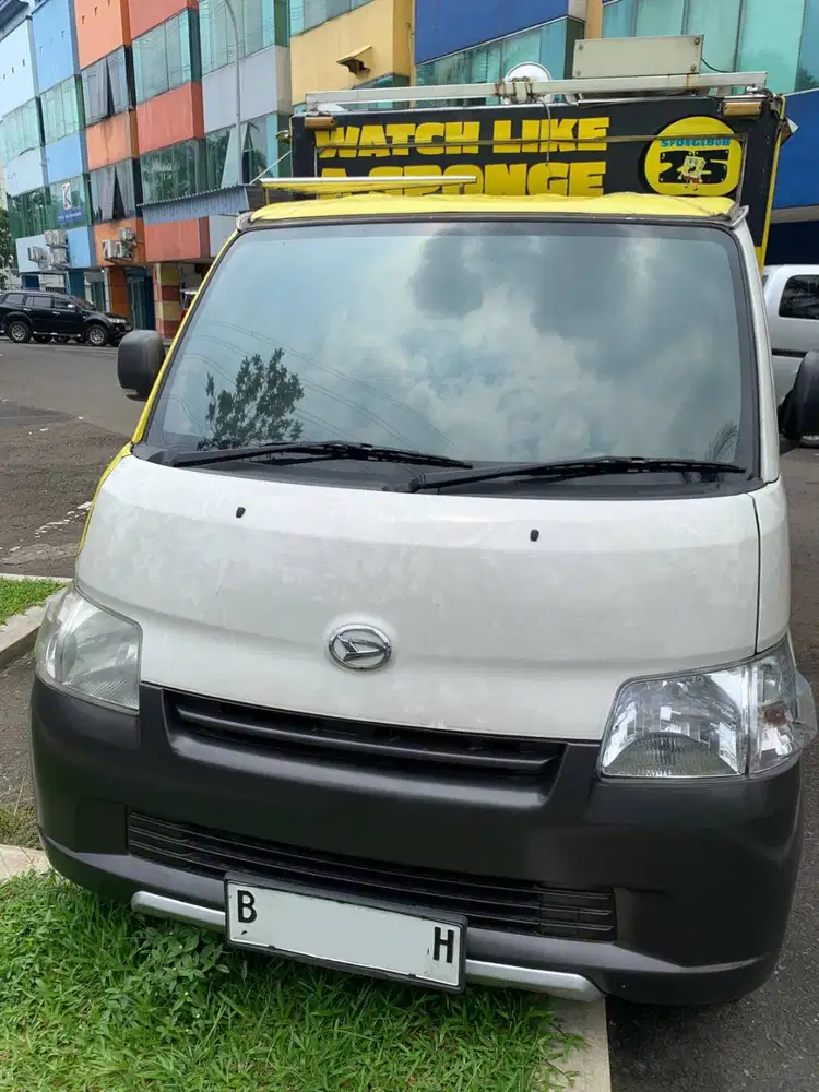 Pick Up Box Daihatsu Gran Max 2021 Irit, Tangguh, Siap Usaha!