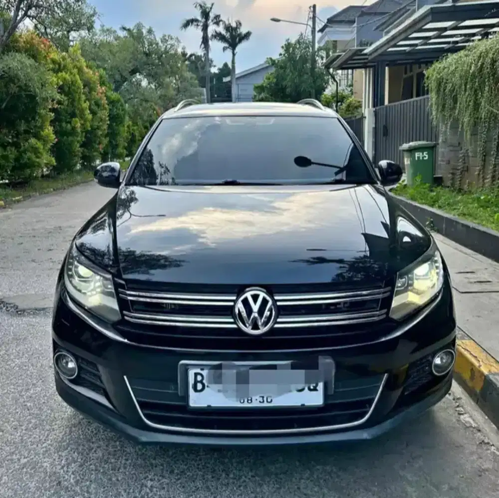 Volkswagen Polo AT Tahun 2013.murah dan istimewa