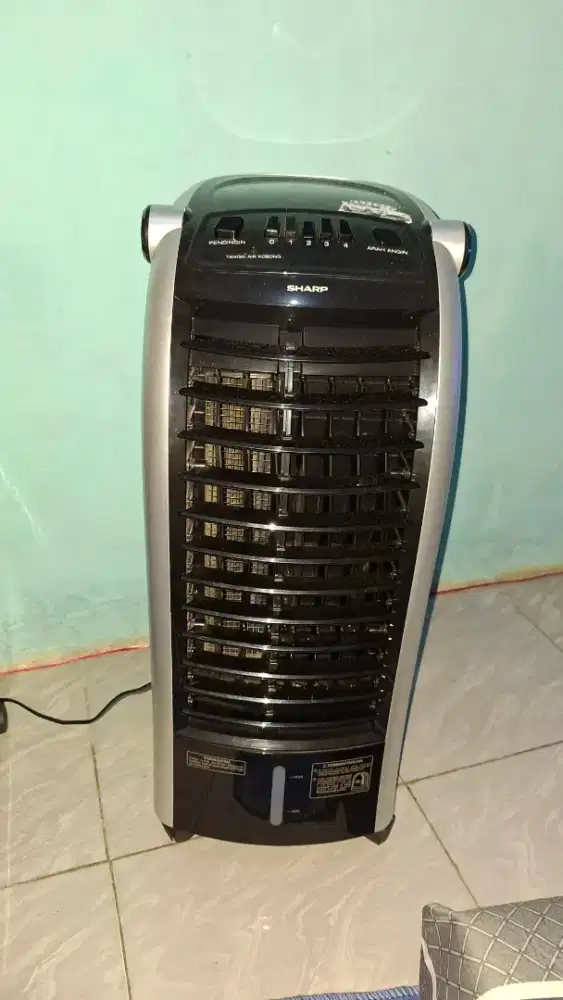 Air coller merk sharp