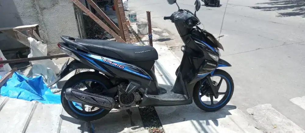 Dijual Motor Honda Vario Cw Karbu Tahun 2013