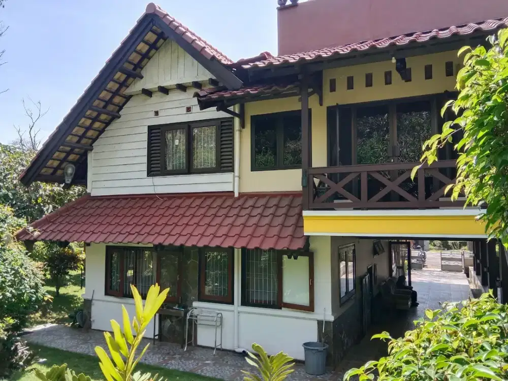 DIJUAL VILLA GRAND WHIZ TRAWAS - MOJOKERTO