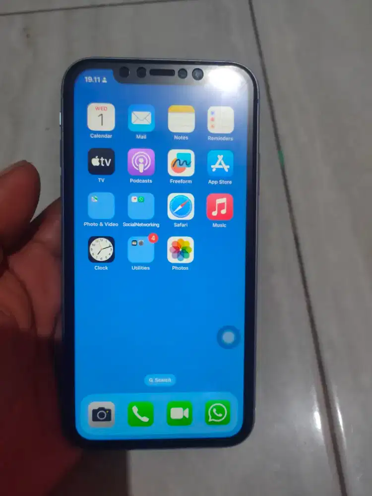 iPhone xr inter  64gb